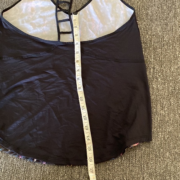 Lululemon tank top - Picture 5 of 8